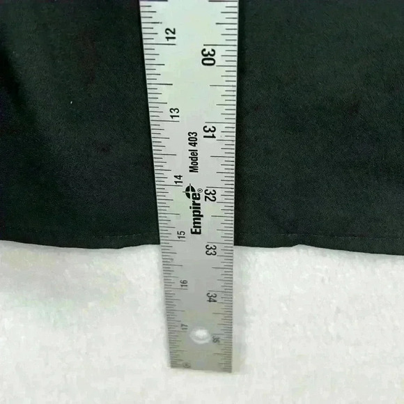 DR2 Sleeveless Blouse Top Sz 1X Black V-Neck 3-Button Front Pleats/Tucks - Picture 7 of 8